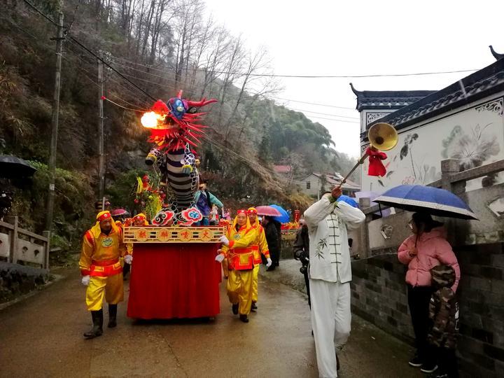 杭坪鎮(zhèn)最新動(dòng)態(tài)，蓬勃發(fā)展中的小鎮(zhèn)新貌